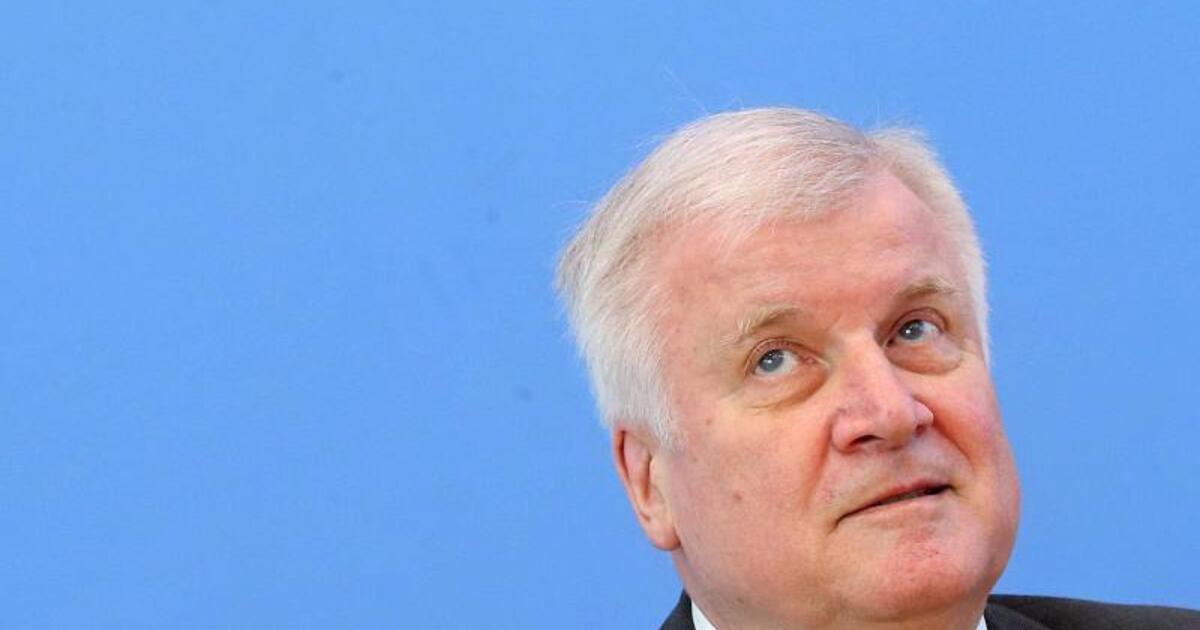 Seehofer verbietet NeonaziGruppierung „Nordadler“ Radio